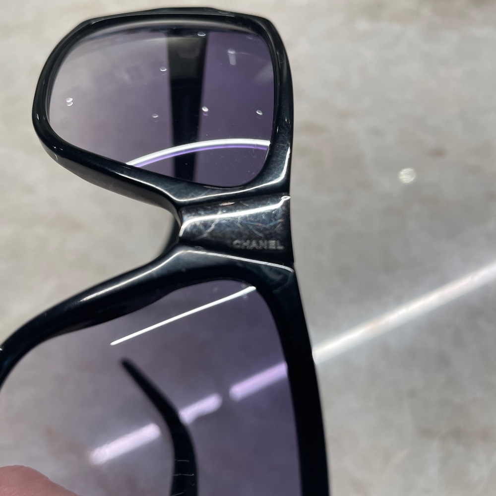 Authentic Chanel Classic Sunglasses - Picture 6 of 7